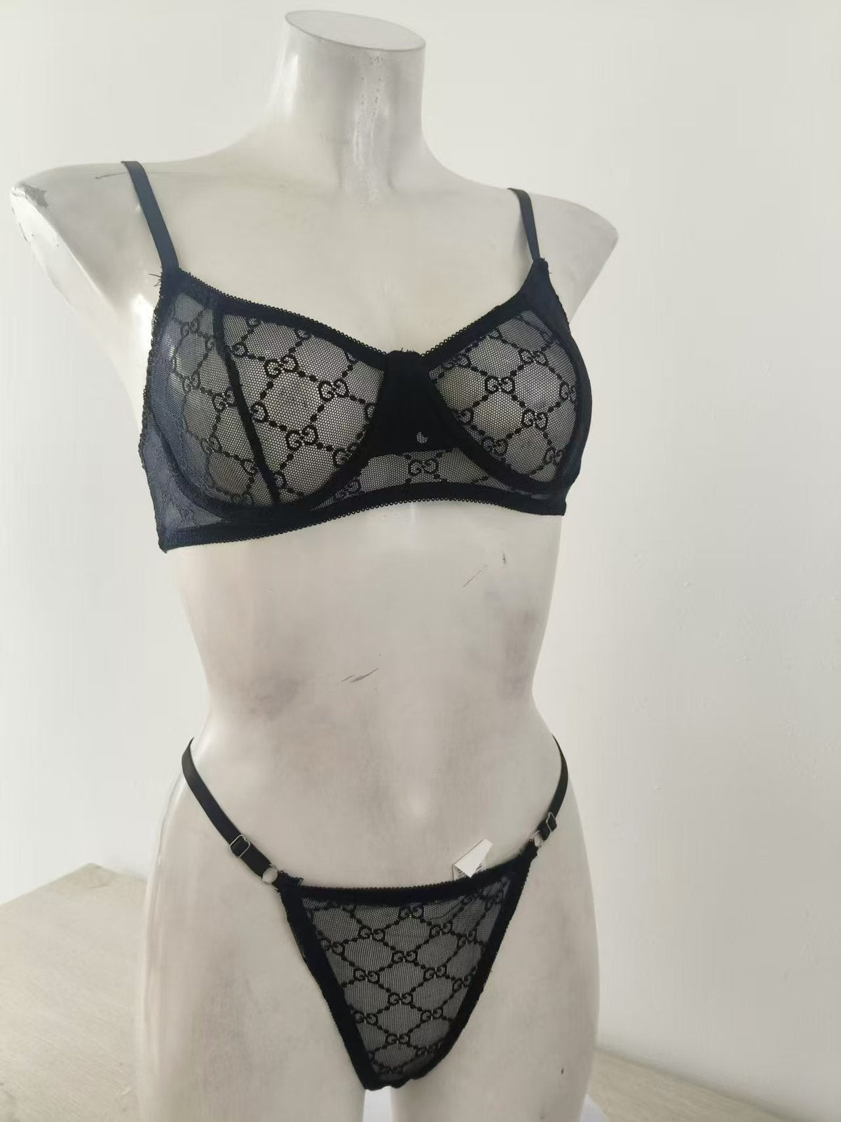 Diamond Mesh | Alluring Diamond Pattern Bra Set Black